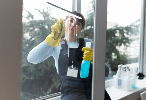 Nettoyage de vitres intérieures et extérieures à Saint-Vaast-lès-Mello